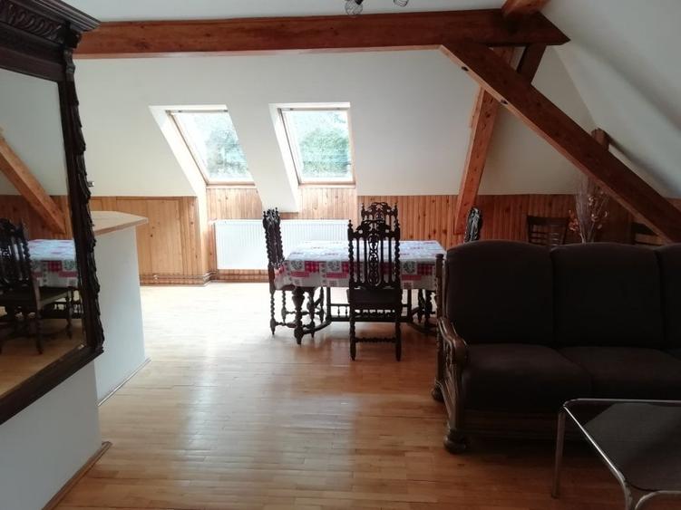 Apartament cu 3 camere semidecomandat în Ultracentral