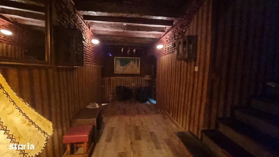Spațiu comercial, de 140 mp, în Moșilor