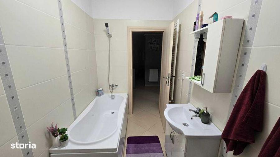 Apartament cu 3 camere în Ciurea