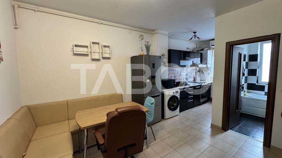 Apartament cu 3 camere decomandat, mobilat în Mihai Viteazul