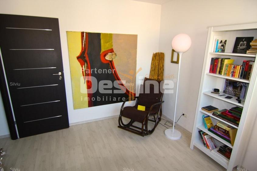 Apartament cu 3 camere decomandat, mobilat în Drumul Taberei
