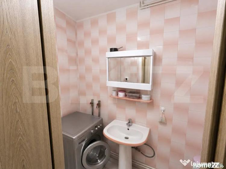Apartament cu 4 camere decomandat în Tudor