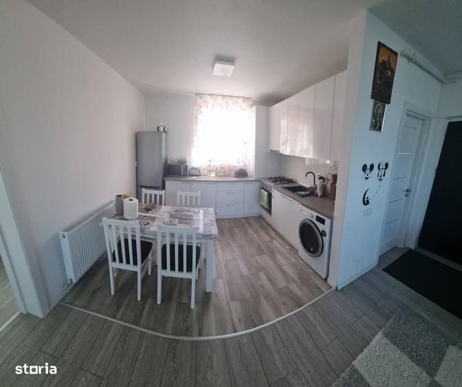 Apartament cu 3 camere în Florești
