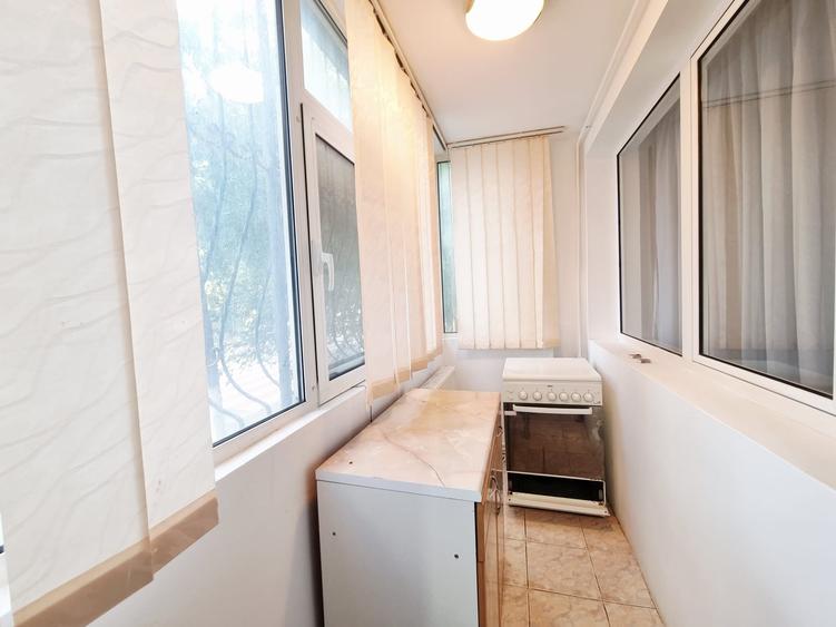 Apartament cu 2 camere semidecomandat, mobilat în Mazepa 1