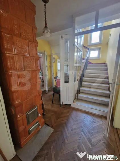 Casă cu 4 camere cu Teren 470 Mp în Central