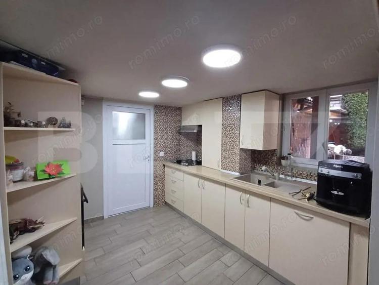 Casă cu 4 camere cu Teren 270 Mp în Central