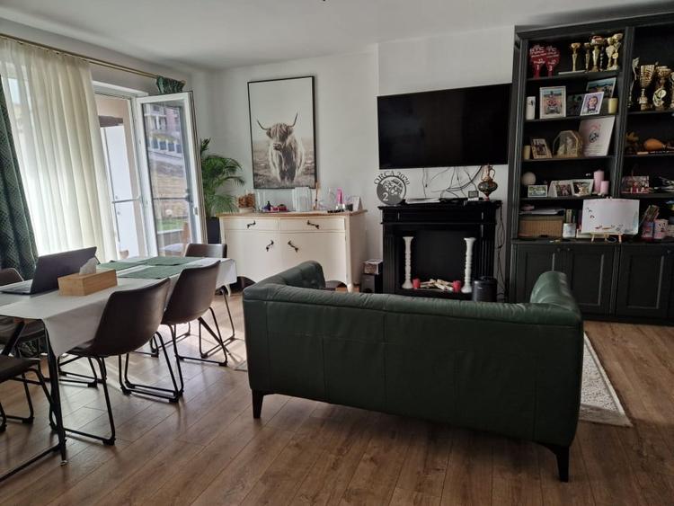 Apartament cu 3 camere semidecomandat, mobilat în Florești — fotografia 2