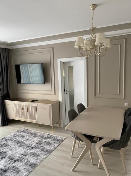 Apartament cu 2 camere semidecomandat, mobilat în Calea Călărașilor