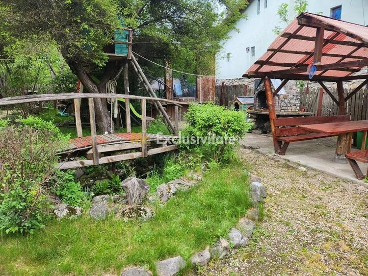 Spațiu comercial, de 290 mp, în Pucheni