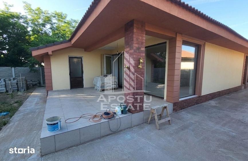 Casă cu 3 camere cu Teren 500 Mp în Central