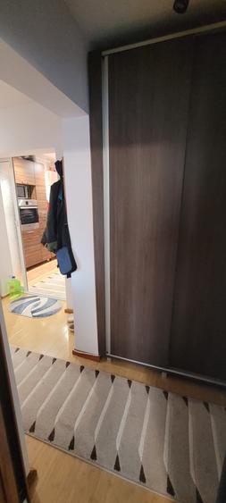 Apartament cu 3 camere decomandat în Craiter