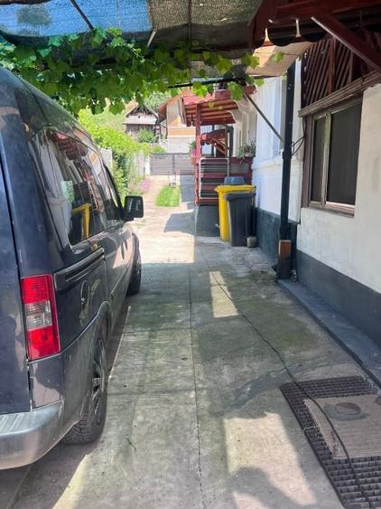 Casă individuală cu 4 camere cu Canalizare în Exterior Vest