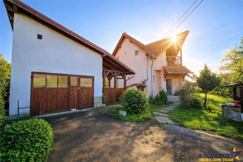 Casă cu 6 camere cu Canalizare în Chilieni