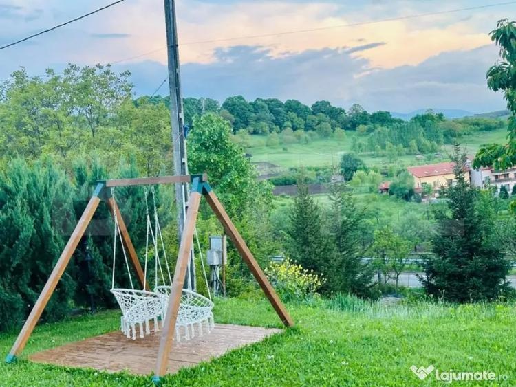 Casă cu 6 camere cu Teren 2000 Mp în Aghireș
