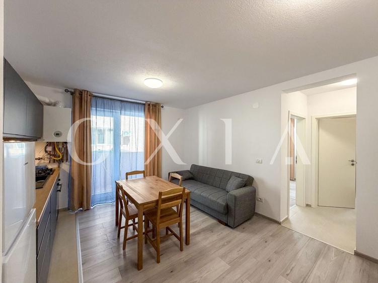 Apartament cu 2 camere semidecomandat, mobilat în Giroc