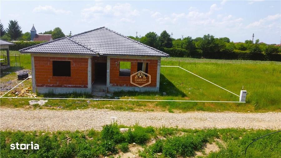 Casă cu 4 camere cu Teren 410 Mp în Bercu Roșu