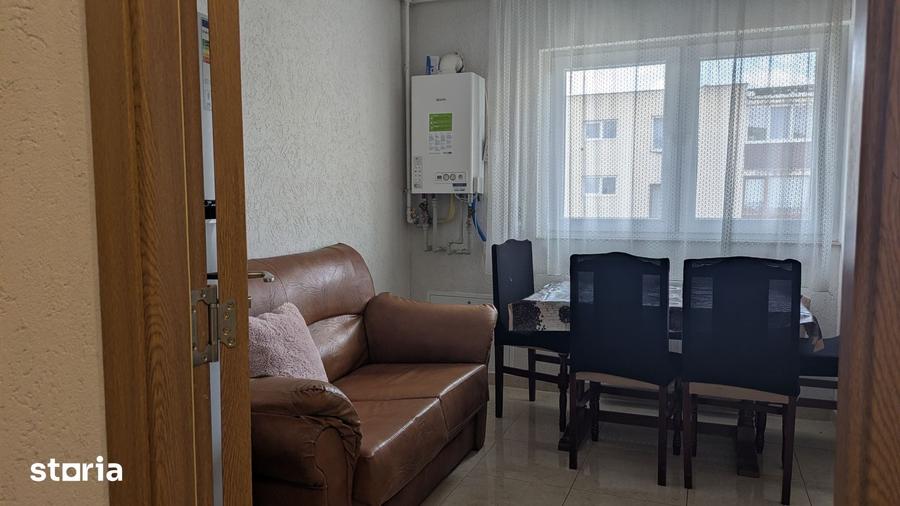 Apartament cu 2 camere decomandat în Podgoria