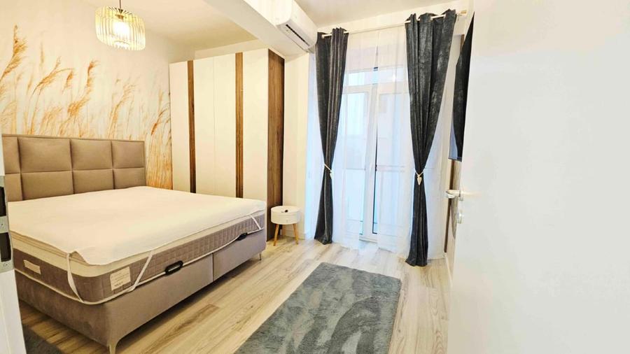 Apartament cu 2 camere semidecomandat în Parcul Carol