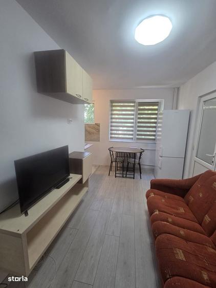 Apartament cu 2 camere de vanzare - Podu Ros / Cantemir - 3