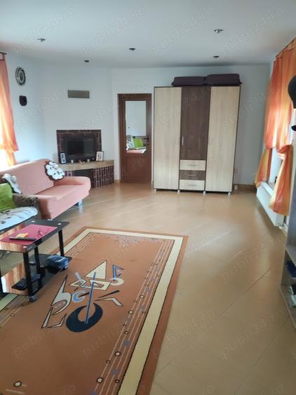 Casă cu Teren 1056 Mp în Central