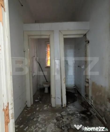 Casă cu 5 camere cu Teren 1216 Mp în Central