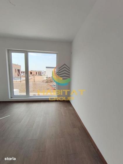 Casă cu 4 camere în Dobreni