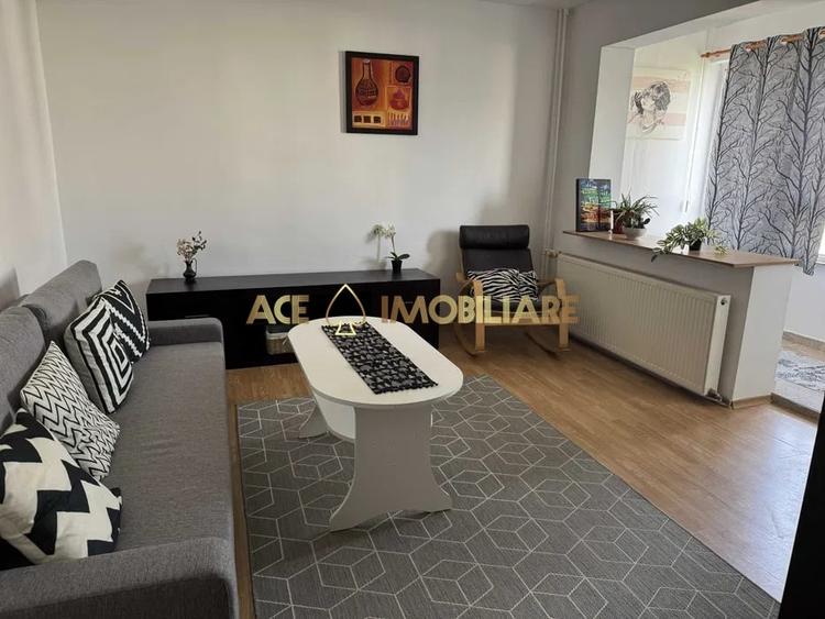 Apartament cu 2 camere decomandat, mobilat în Titan