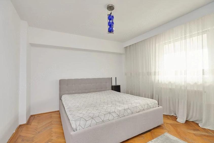 Apartament cu 3 camere decomandat în Ultracentral