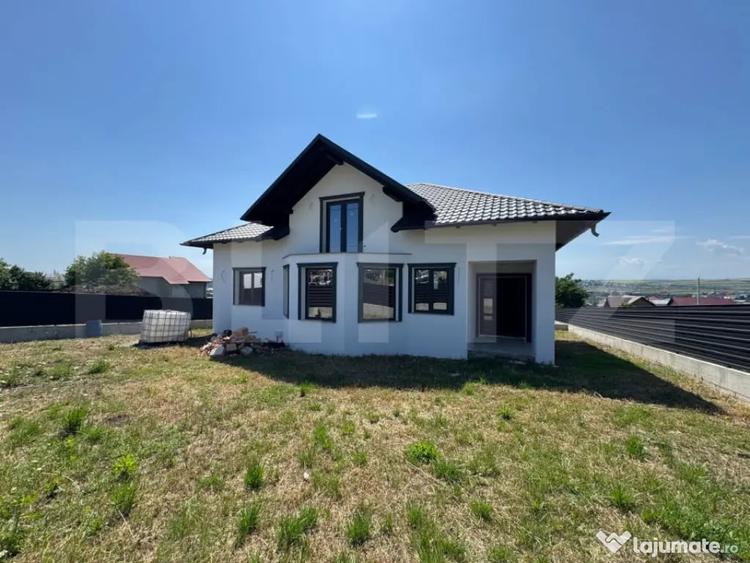 Casă cu 3 camere cu Teren 500 Mp în Central
