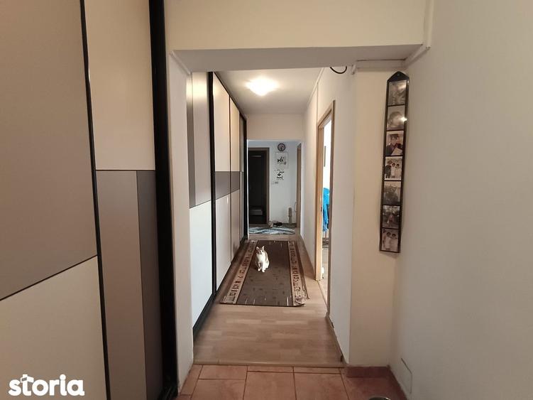Apartament cu 3 camere, mobilat în Vitan