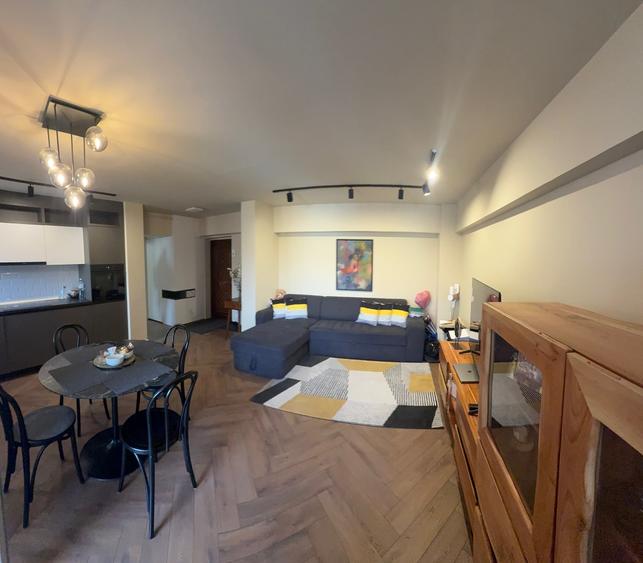 Apartament cu 2 camere decomandat, mobilat în Bogdan Vodă