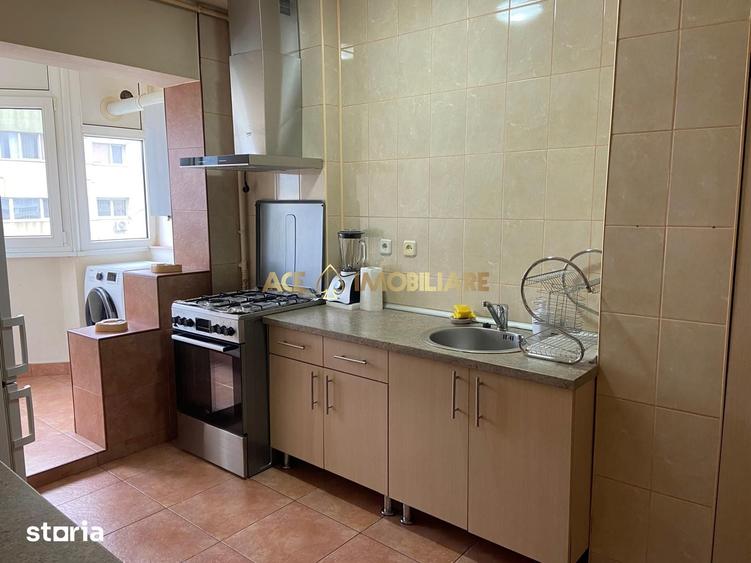 Apartament cu 3 camere în Vatra Luminoasă
