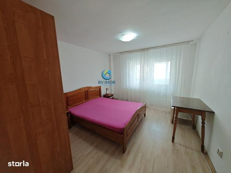 Garsonieră decomandată, mobilată în Răcădău