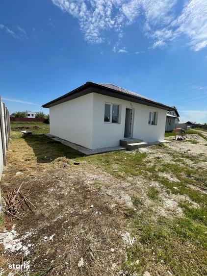 Casă cu 3 camere cu Teren 280 Mp în Central