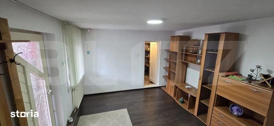 Casă cu 4 camere cu Teren 1182 Mp în Central