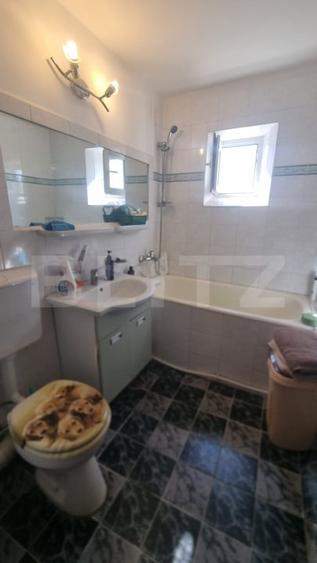 Apartament cu 2 camere decomandat, mobilat în Nicolina