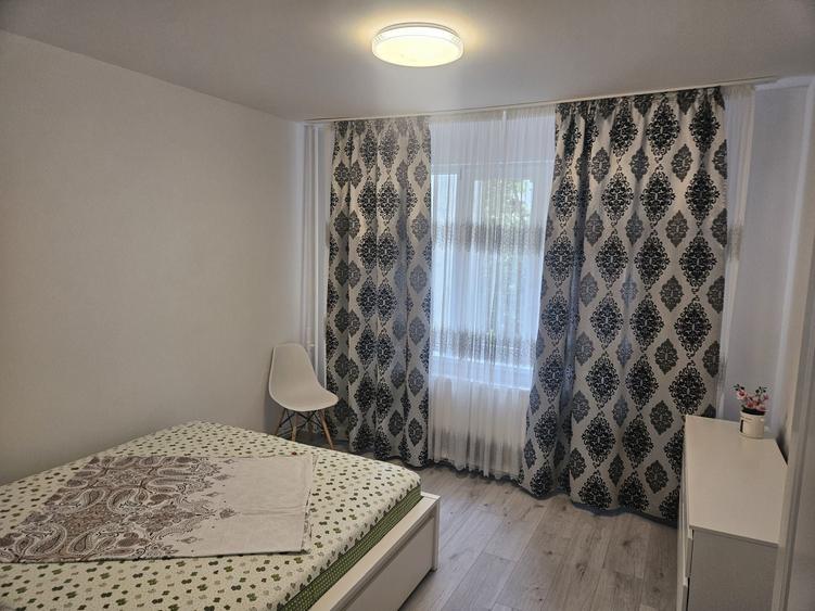 Apartament cu 3 camere decomandat în Iancului