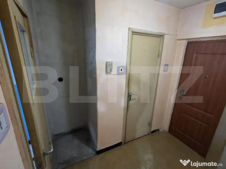 Apartament cu 2 camere semidecomandat în Tudor