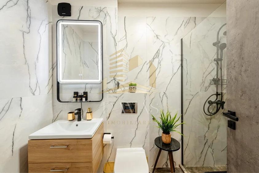 Apartament cu 2 camere semidecomandat, mobilat în Semicentral