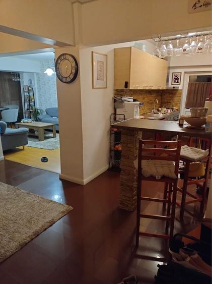 Vand apartament 4 camere - 1