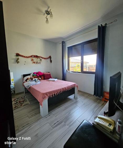 Casă cu 4 camere în Central