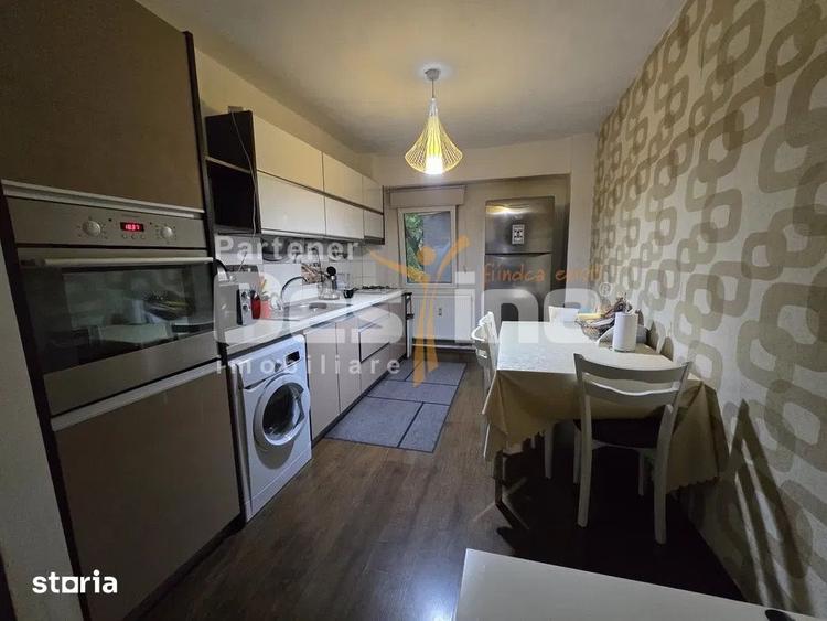 Apartament cu 3 camere decomandat, mobilat în Rahova