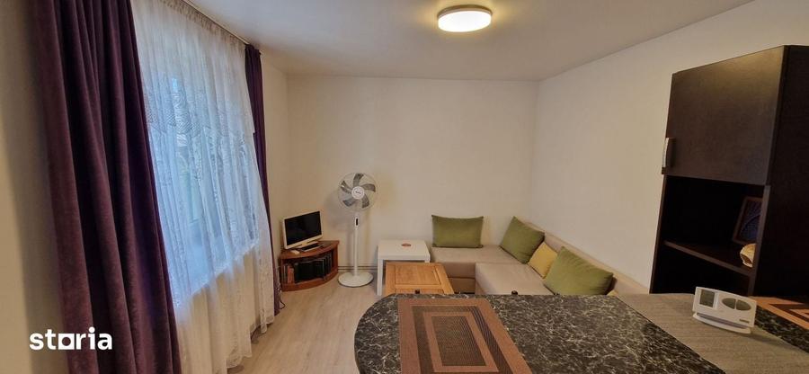 Apartament cu 2 camere decomandat în Bariera Vâlcii