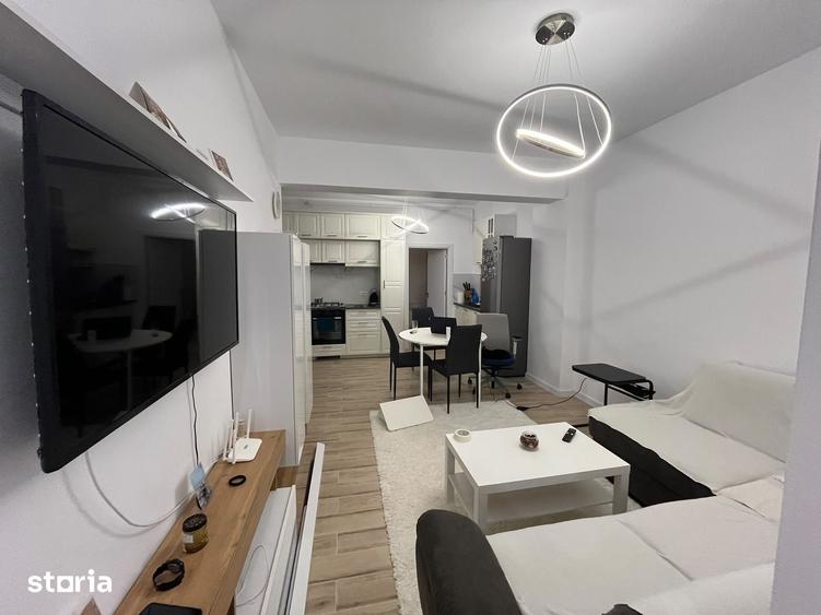 Apartament cu 3 camere în Theodor Pallady