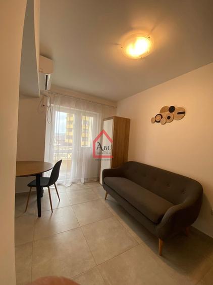 Apartament cu 2 camere semidecomandat, mobilat în Cug