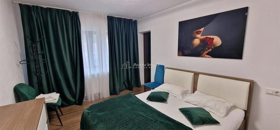 Casă cu Teren 878 Mp în Văliug