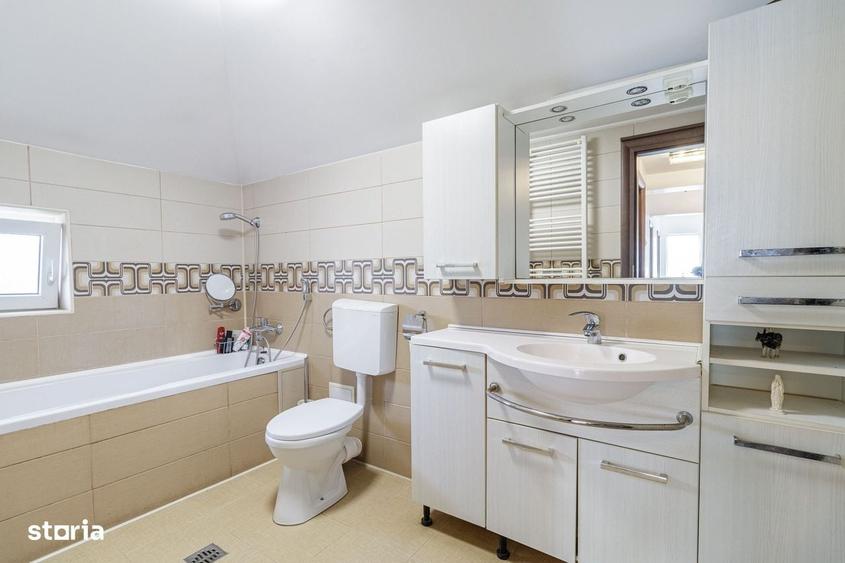 Casă cu 4 camere în Tâncăbești