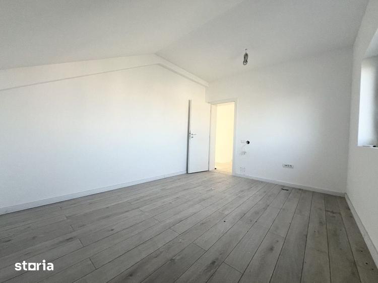Casă cu 5 camere cu Teren 563 Mp în Giarmata