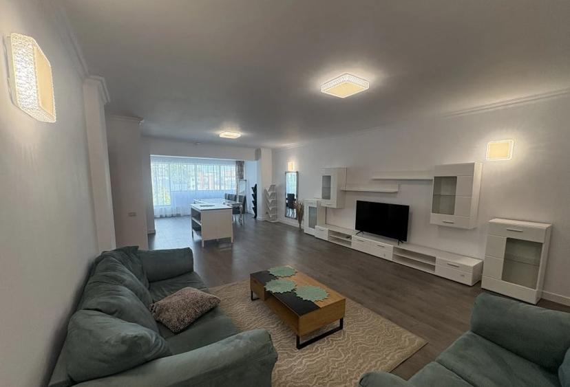 Apartament cu 3 camere decomandat, mobilat în Grozăvești