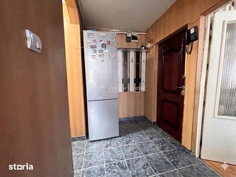 Apartament cu 3 camere decomandat în Rogerius